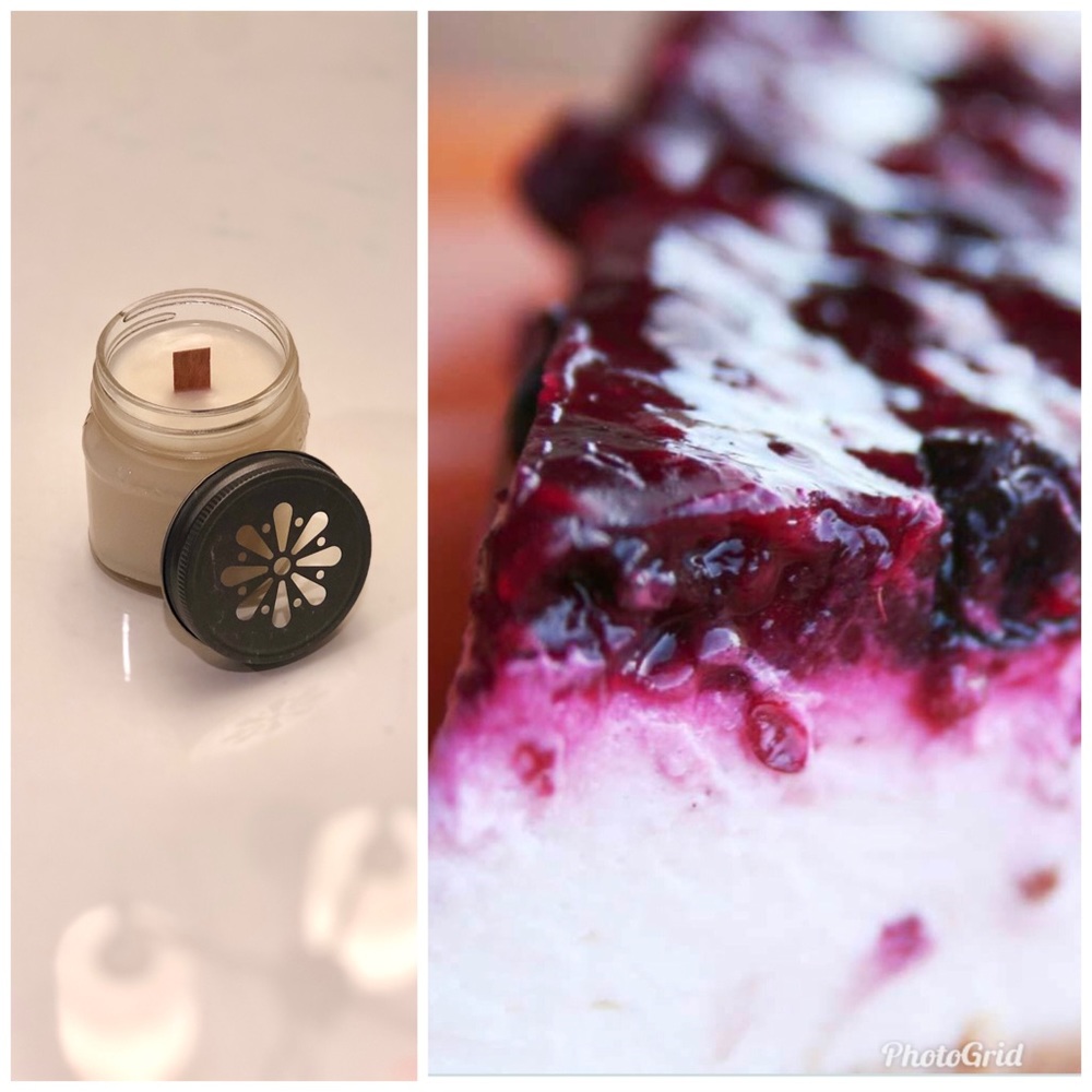 Blueberry Cheesecake Soy Candle - Picture 1 of 3